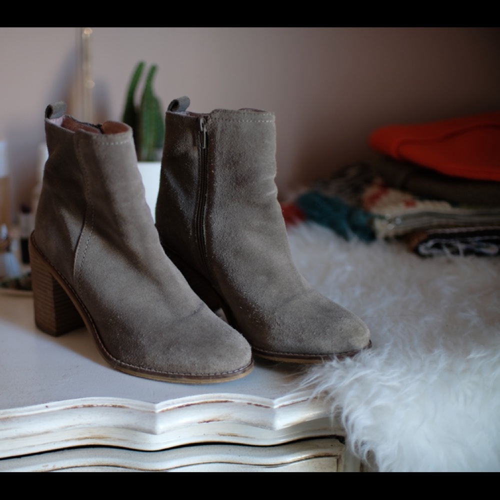 Taupe suede ankle booties